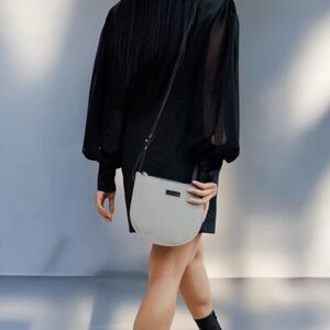 NEW! GRAF LANTZ SEIKEN FELT CROSSBODY BAG - SMOKE